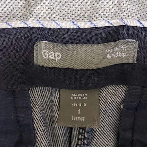 Gap Dark Denim Tab-Front Straight Fit, Flared Leg Jean/Pant - Picture 6 of 6